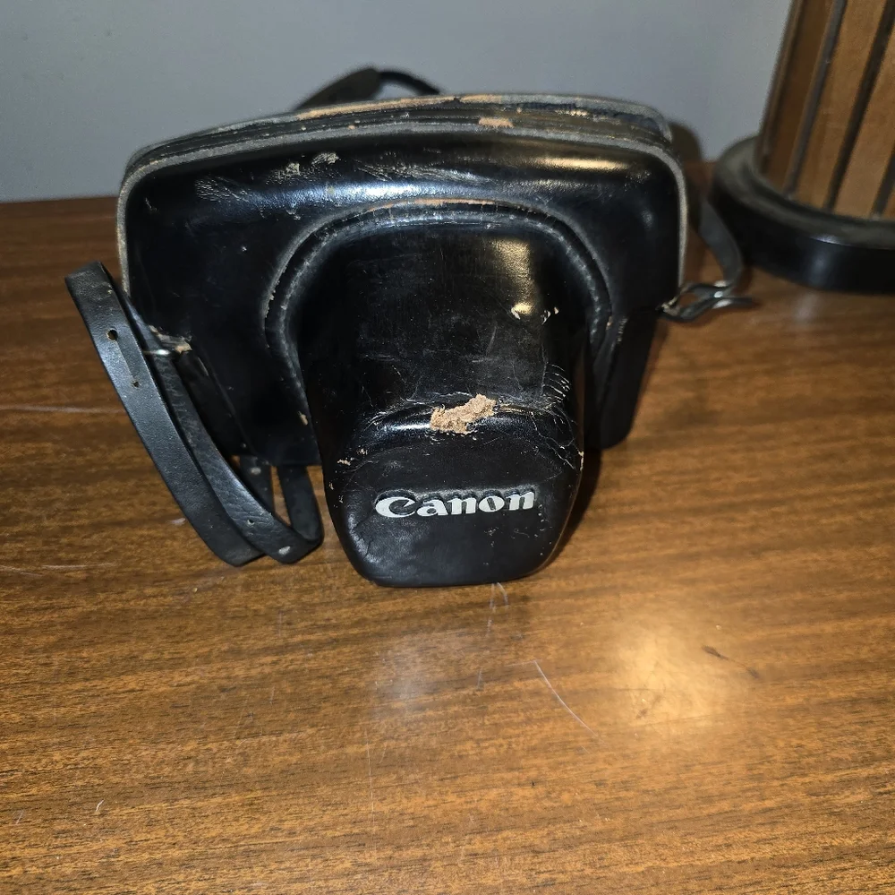 Canon FT QL 35mm Film Camera With 50mm f/1.8 Lens